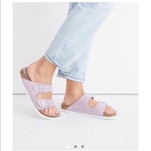 purple/lilac/lavender birkenstocks